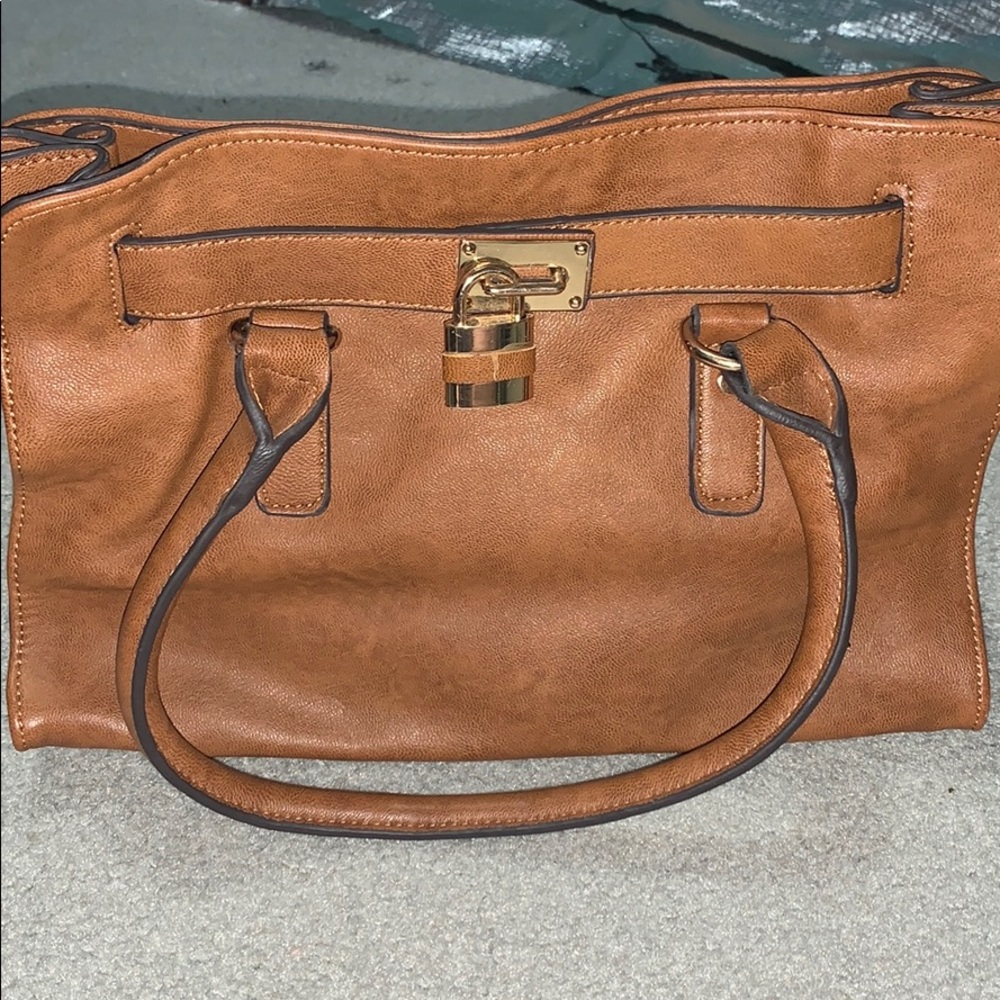 Brown Kelly & Katie purse
